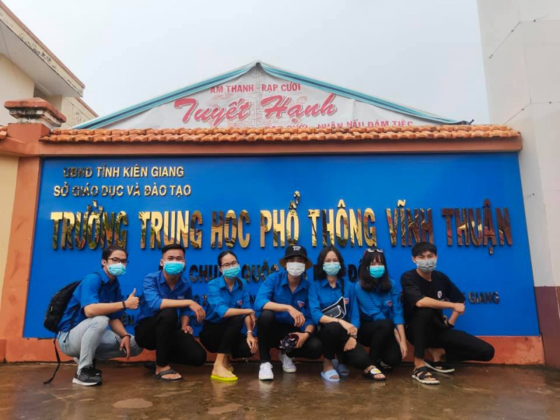 Đoàn trường THPT Vĩnh Thuận